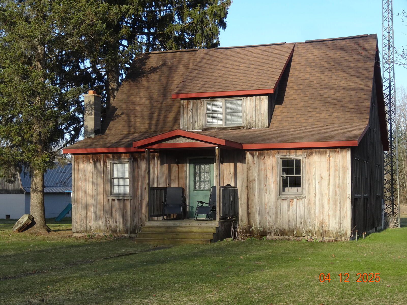 Property Photo:  640 Oak Avenue  MI 49349 