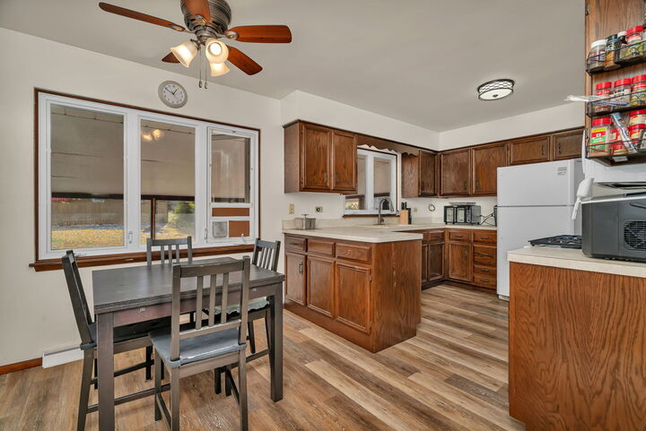 Property Photo: 1922 Cowing Lane IL 60403