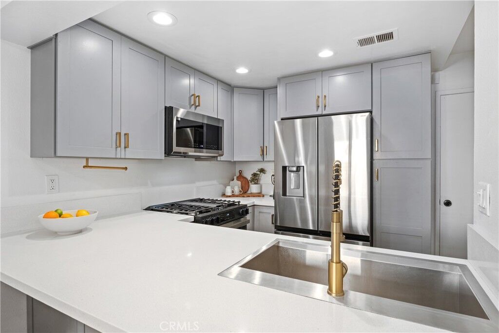 Property Photo:  26241 Via Mistral  CA 92675 