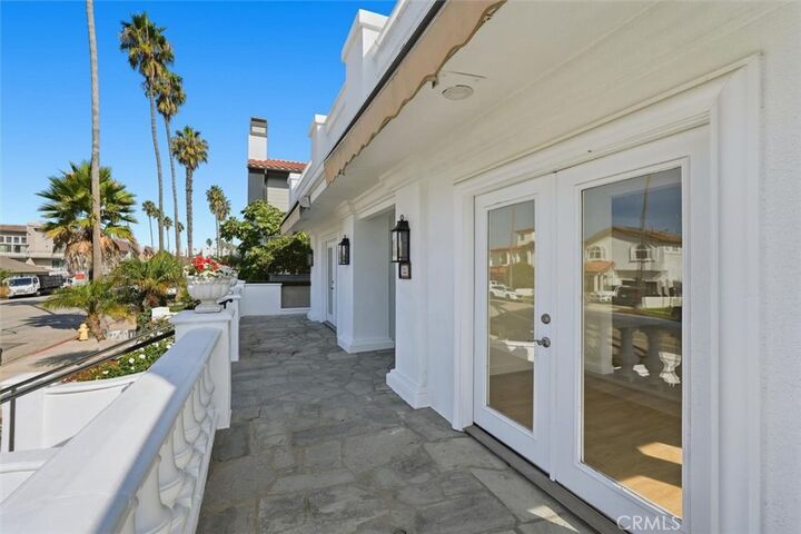 Property Photo:  720 S Catalina Avenue  CA 90277 