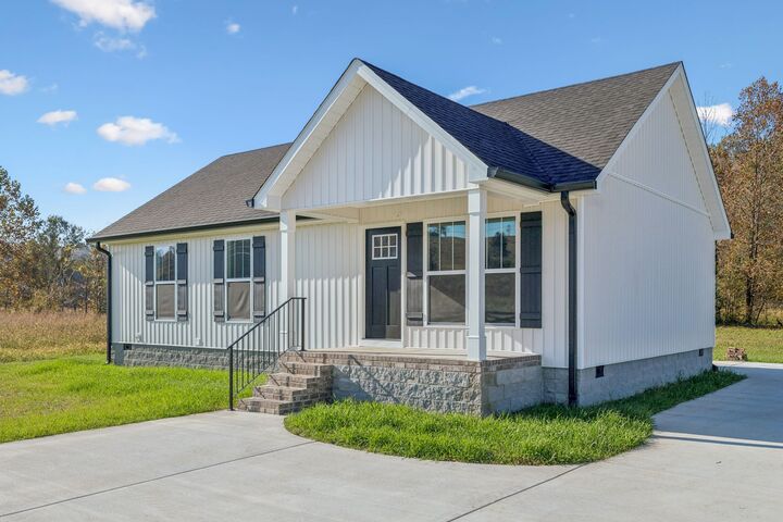 Property Photo: 1566 Big Dry Creek Road TN 38478