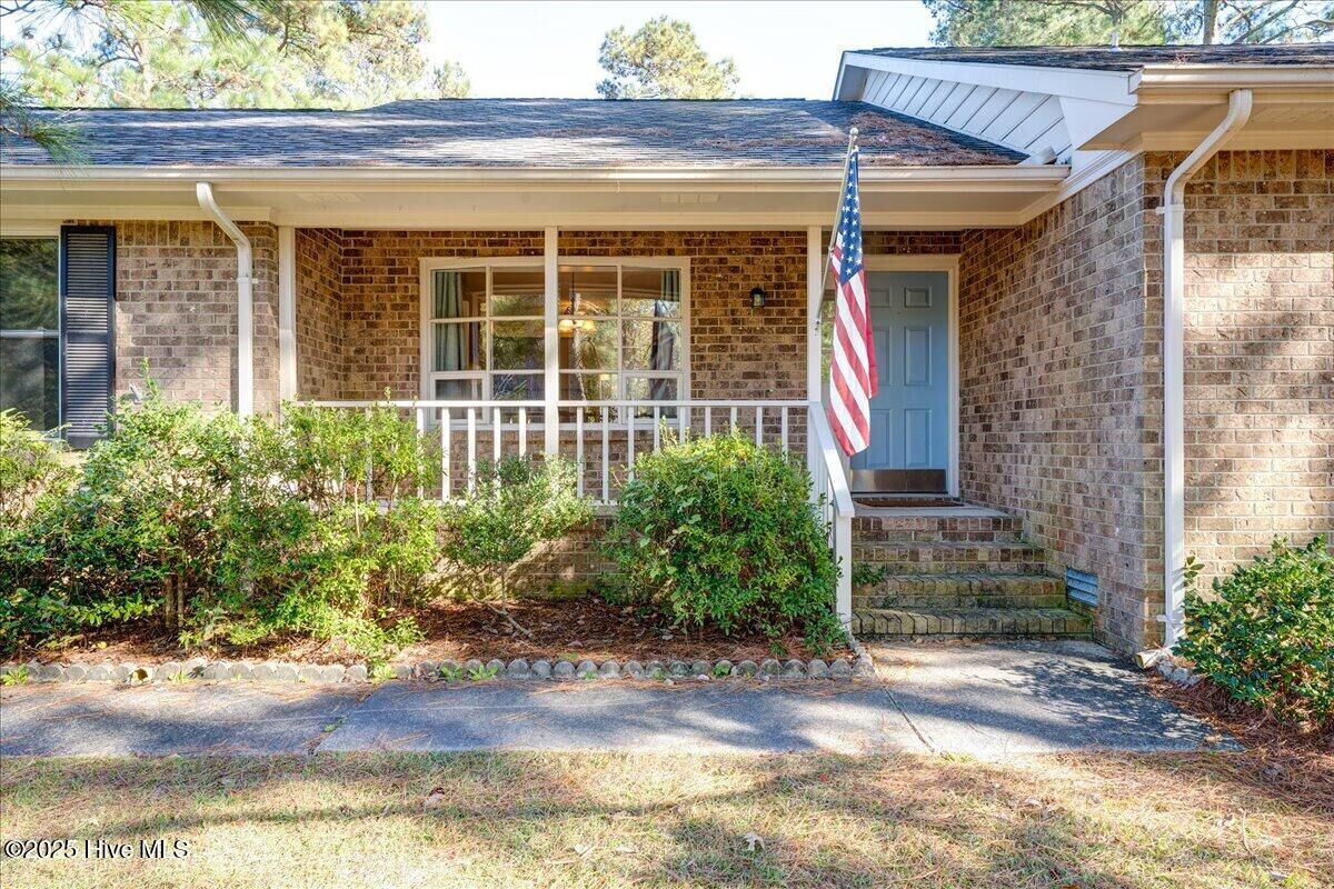 Property Photo:  102 Pinewood Drive  NC 28562 