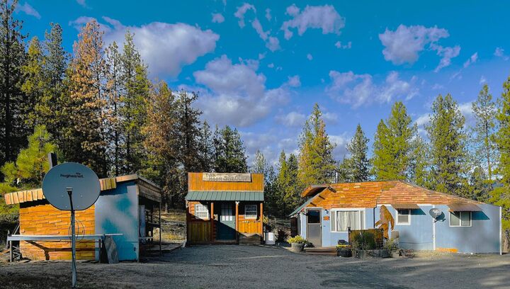 Property Photo:  18 Bjs Pl  WA 99141 