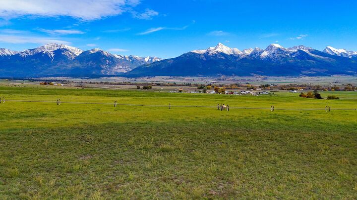 Property Photo: 55692 Kerns Road MT 59865