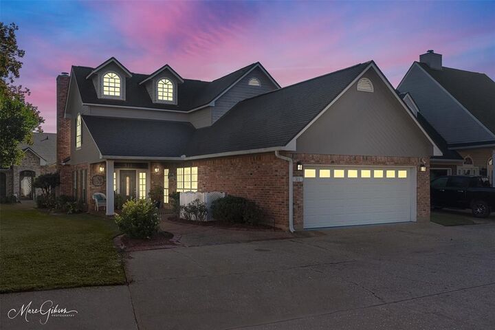 Property Photo:  3635 Greenacres Place Drive 311  LA 71111 