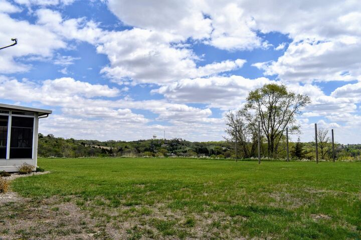 Property Photo:  4640 Perry Way  IA 51104 