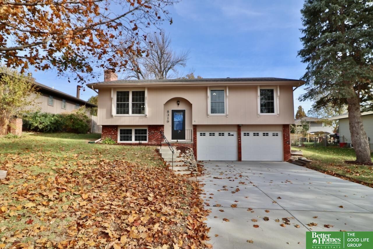 Property Photo:  8319 S 48th Terrace  NE 68157 