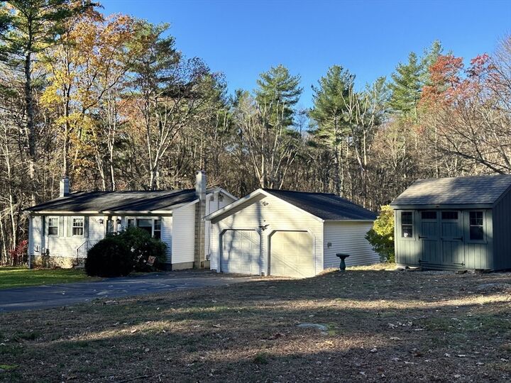 Property Photo:  230 Quaker St  MA 01534 