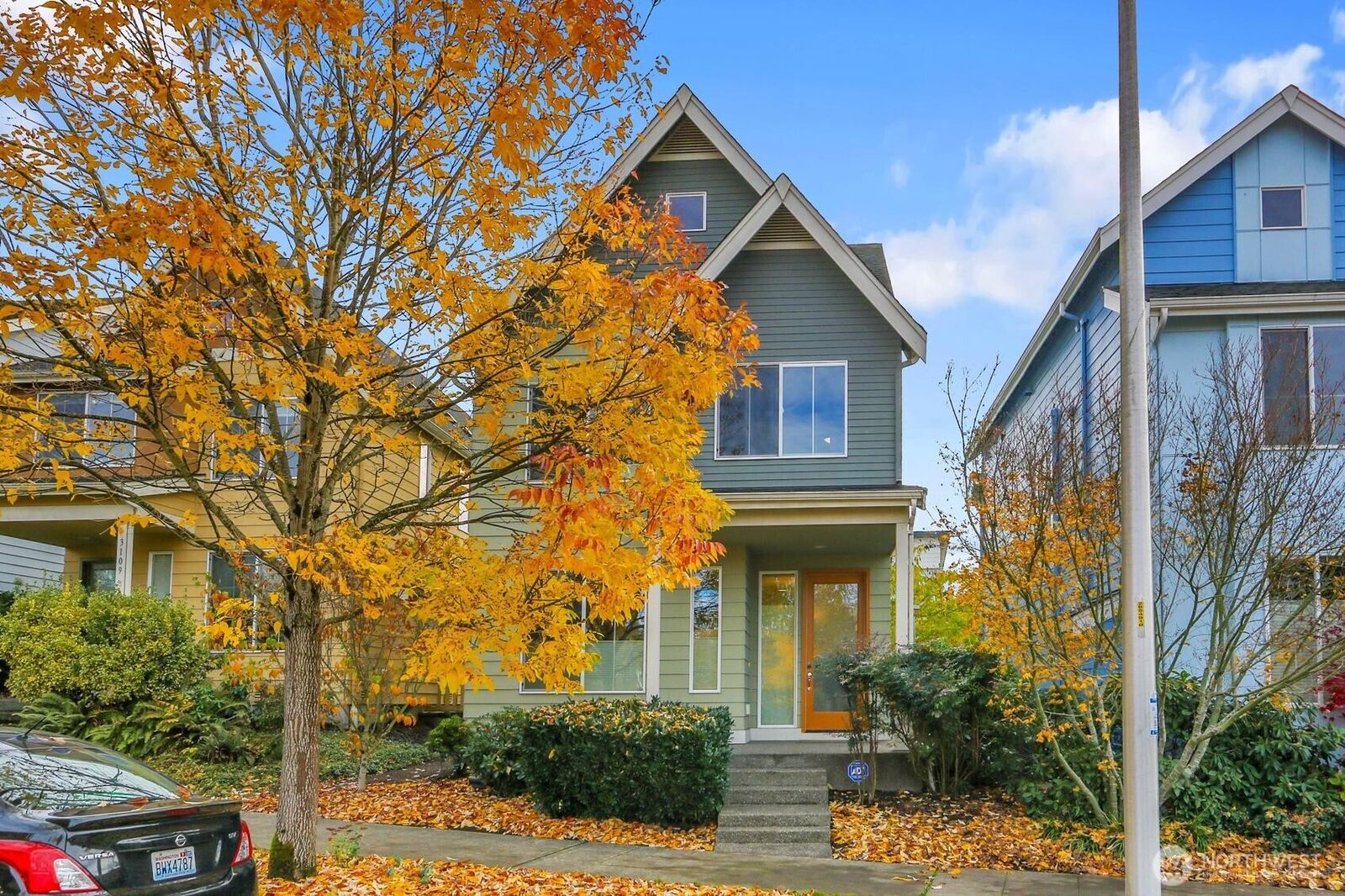 Property Photo:  3105 S Adams Street  WA 98108 