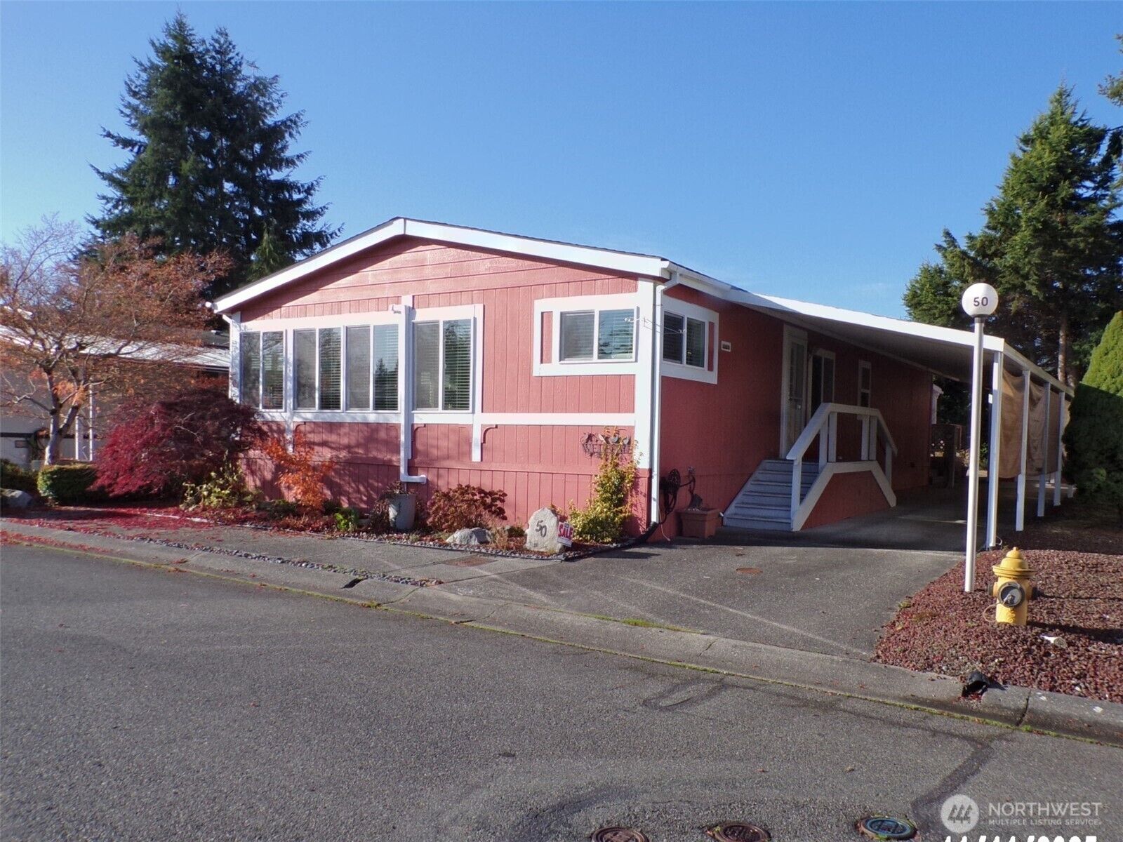Property Photo: 1427 100th Street SW 50 WA 98204