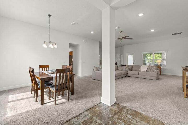 Property Photo: 137 SW Pisces Terrace FL 34984