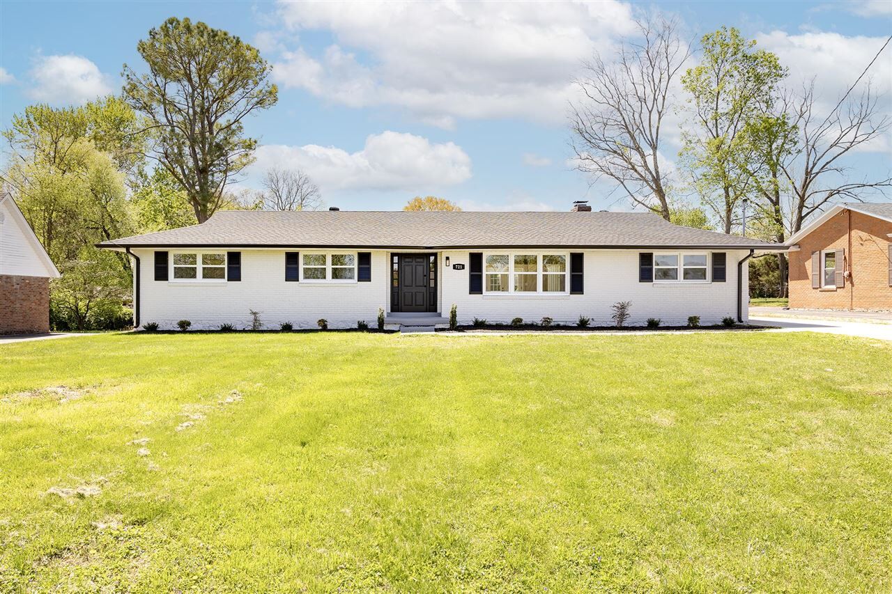 Property Photo:  721 Temple Court  KY 42104 