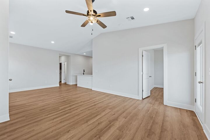 Property Photo:  848 S Jay St  KS 67147-8977 