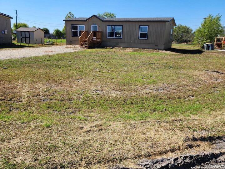 Property Photo: 113 Merganser Cove TX 78666