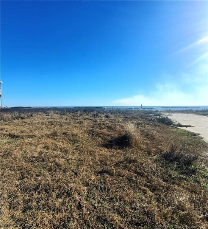 Property Photo: 117 Sarasota Avenue LA 70631