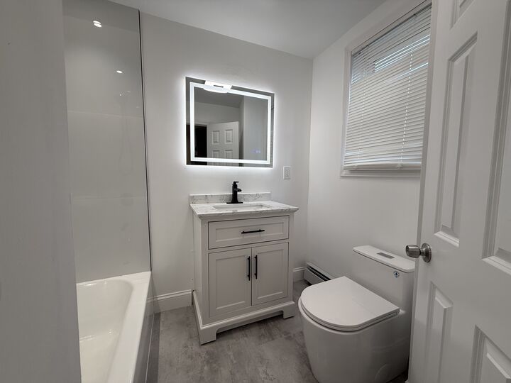 Property Photo: 98 Franklin Avenue CT 06114