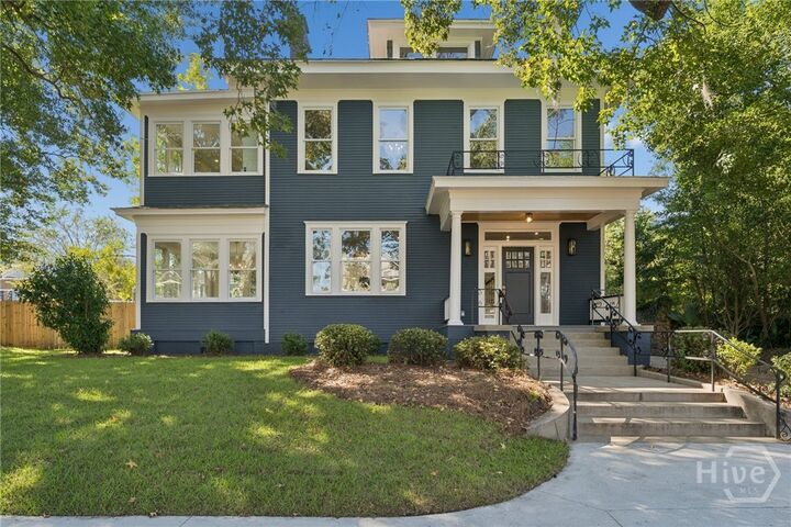 Property Photo: 111 E 49th Street GA 31401