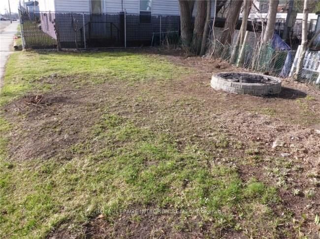 Photo de la propriété: 29 Robinson Avenue ON K7A 1K3