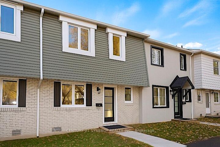 Property Photo:  660 Hochelaga Street 28  ON K1K 2E9 