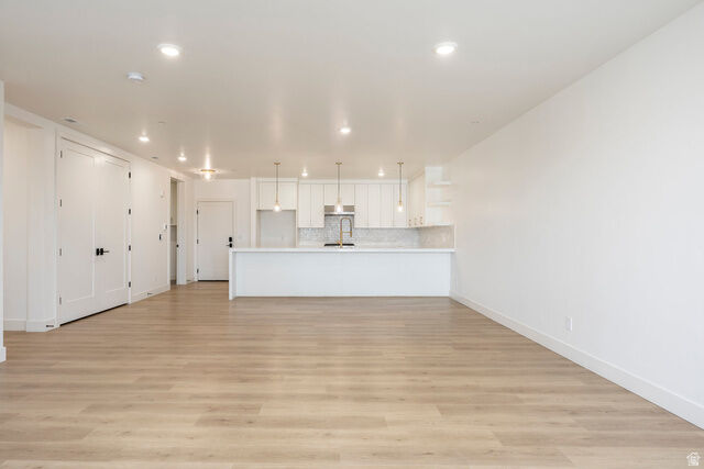 Property Photo:  2250 E Murray Holladay Rd 305  UT 84117 