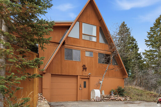 Property Photo:  4915 W Ponderosa Dr  UT 84098 