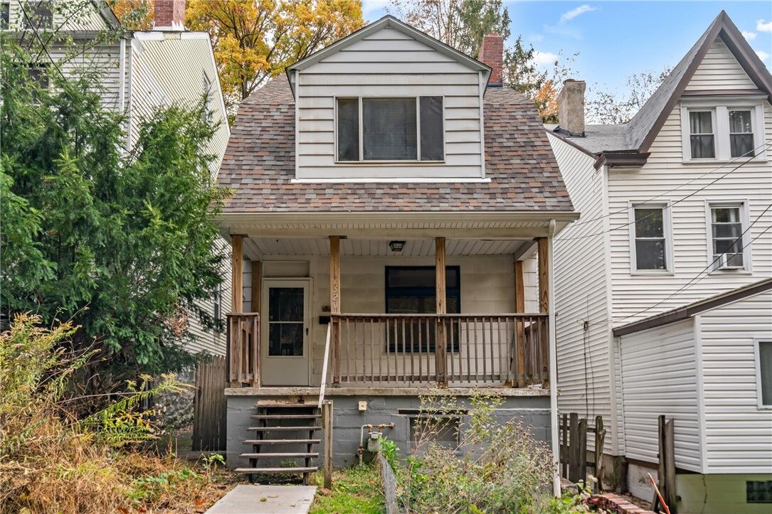 Property Photo:  520 Suffolk Street  PA 15214 