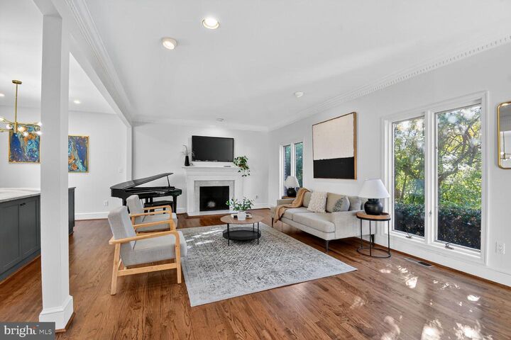 Property Photo: 3227 Ellicott Street NW DC 20008