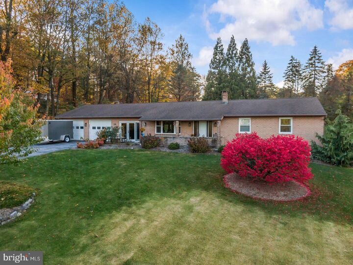 Property Photo:  10 Daisy Lane  PA 19522 