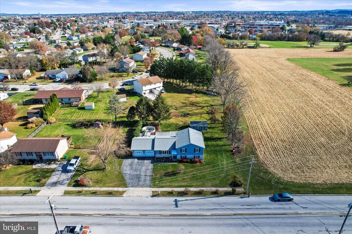 Property Photo: 285 S Jefferson Street PA 17331