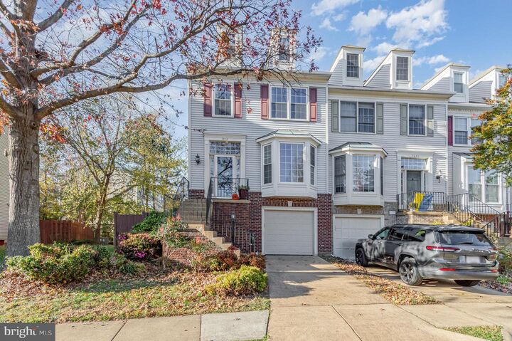 Property Photo:  7039 Kings Manor Drive  VA 22315 