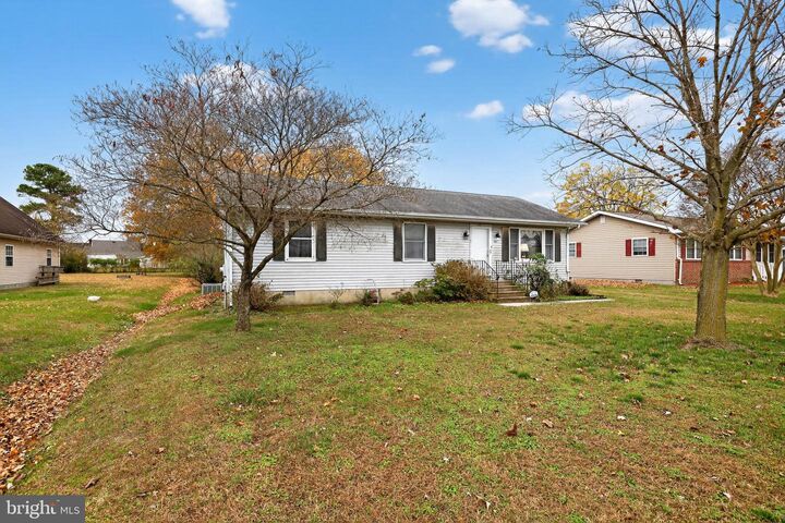 Property Photo:  125 E Liberty Street  DE 19952 