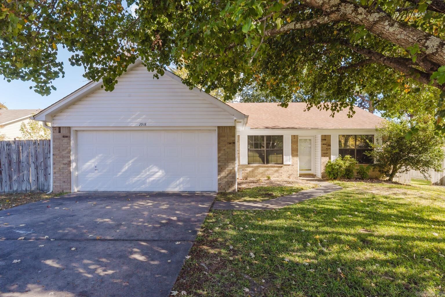 Property Photo:  2918 Forest Drive  AR 72022 