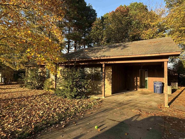 Property Photo: 615 S Elm Street AR 72012