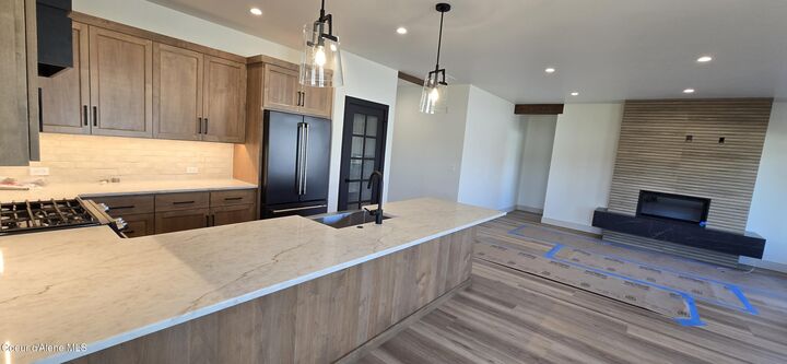 Property Photo:  1371 W Tamarindo Ln  ID 83835 