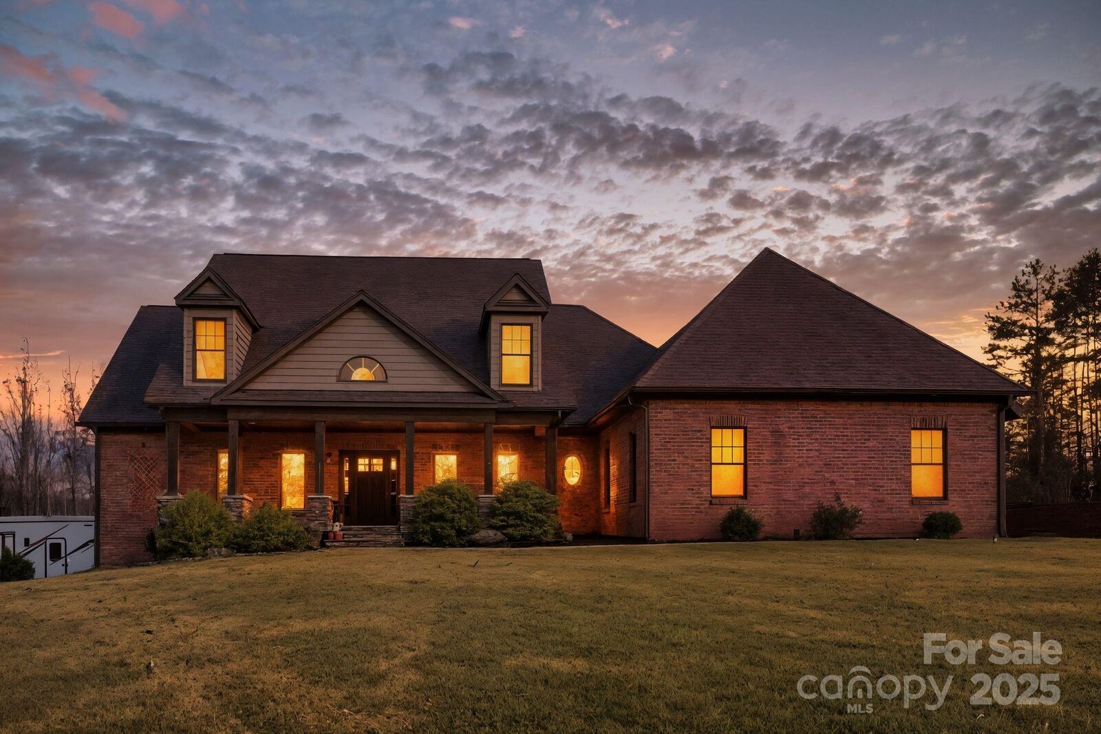 Property Photo:  476 Ijames Church Road  NC 27028 