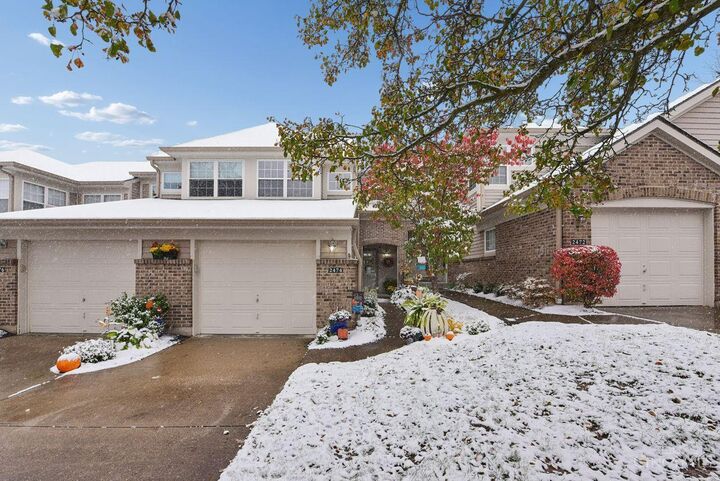 Property Photo:  2474 Walnutview Court  OH 45230 