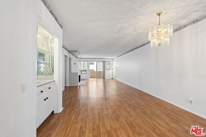 Property Photo: 1828 Camden Ave CA 90025