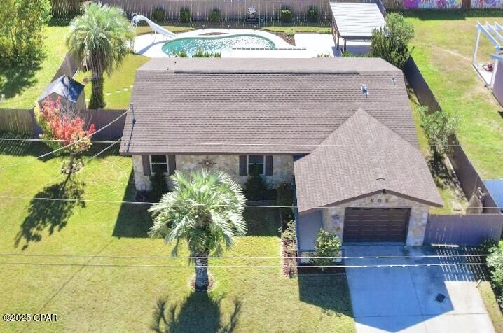 Property Photo:  605 Tammy Street  FL 32444 