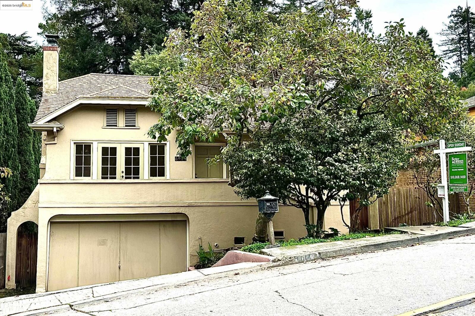 Property Photo:  6014 La Salle Ave  CA 94611 
