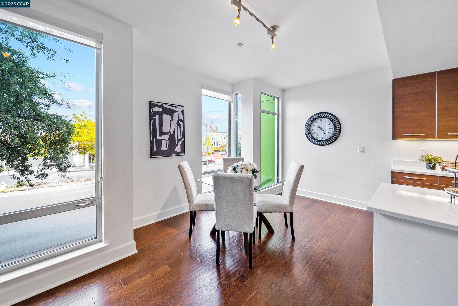 Property Photo:  555 Ygnacio Valley Rd 204  CA 94596 