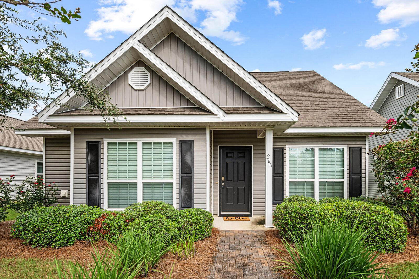 Property Photo: 268 Cornelia Street FL 32439