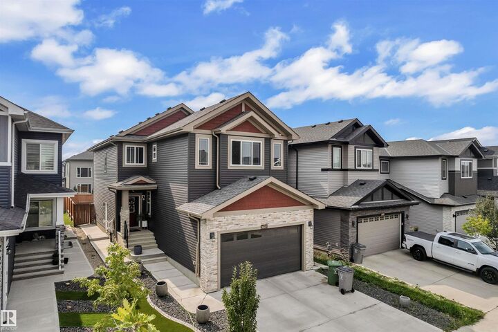 Property Photo:  3607 46 Avenue  AB T4X 2W3 