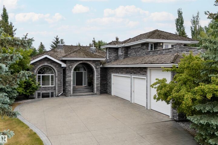 525 Estate Drive  Sherwood Park AB T8B 1M2 photo