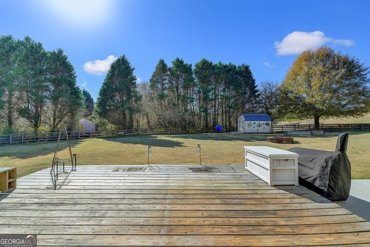 Property Photo: 6255 Dana Way GA 30040