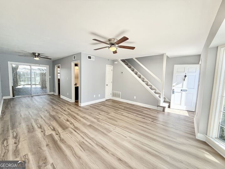 Property Photo:  136 Peachtree Memorial Drive NW Ga8  GA 30309 