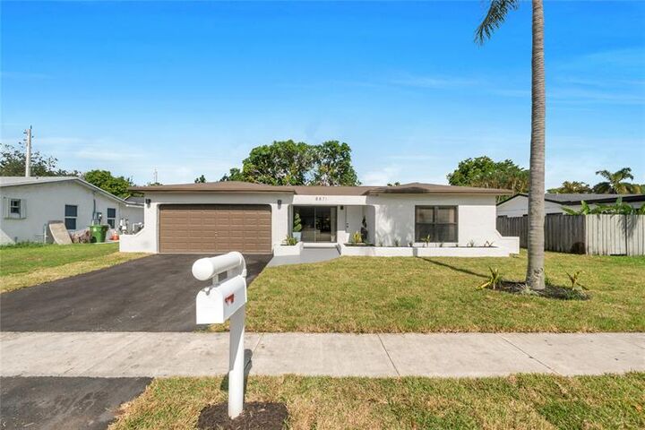 8871 NW 3rd St  Pembroke Pines FL 33024 photo
