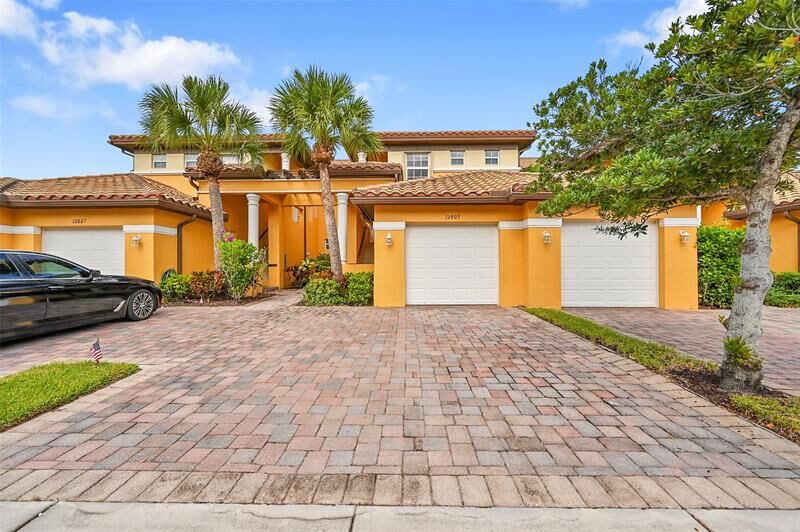 Property Photo:  12805 NW 83rd Ct 23-E  FL 33076 