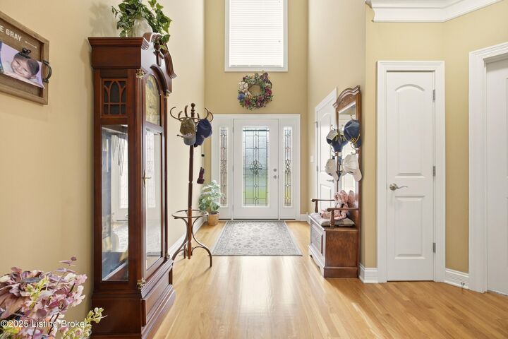 Property Photo: 3045 Crystal Waters Way KY 40299