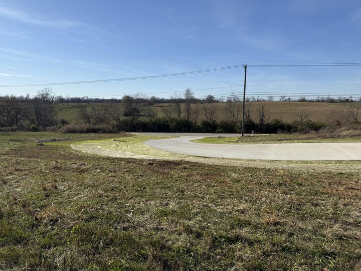 Property Photo:  2725 Lexington Road  KY 40475 