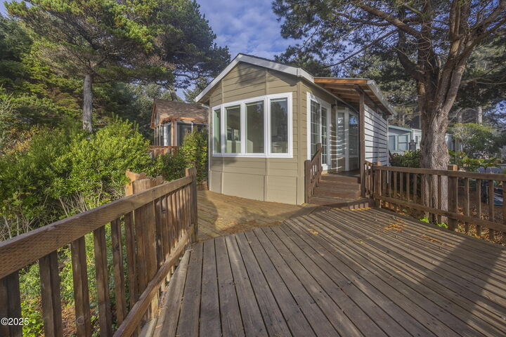 Property Photo: 4875 N Hwy 101 45 OR 97341